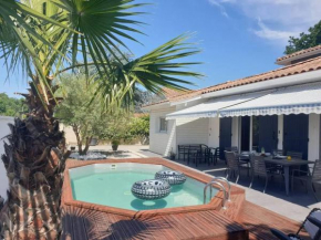 Villa charmante à Saint-Médard-en-Jalles avec piscine privée